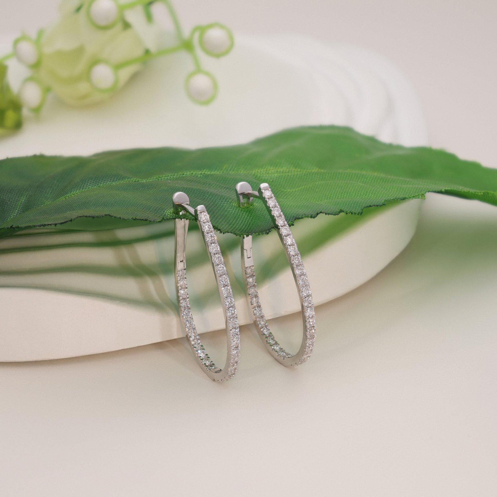 Round Brilliant Cut Diamond Hoop Earrings