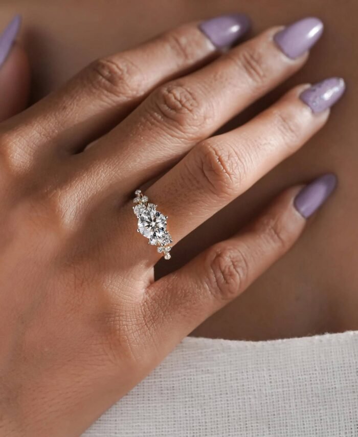 Round Brilliant Cut Engagement Ring